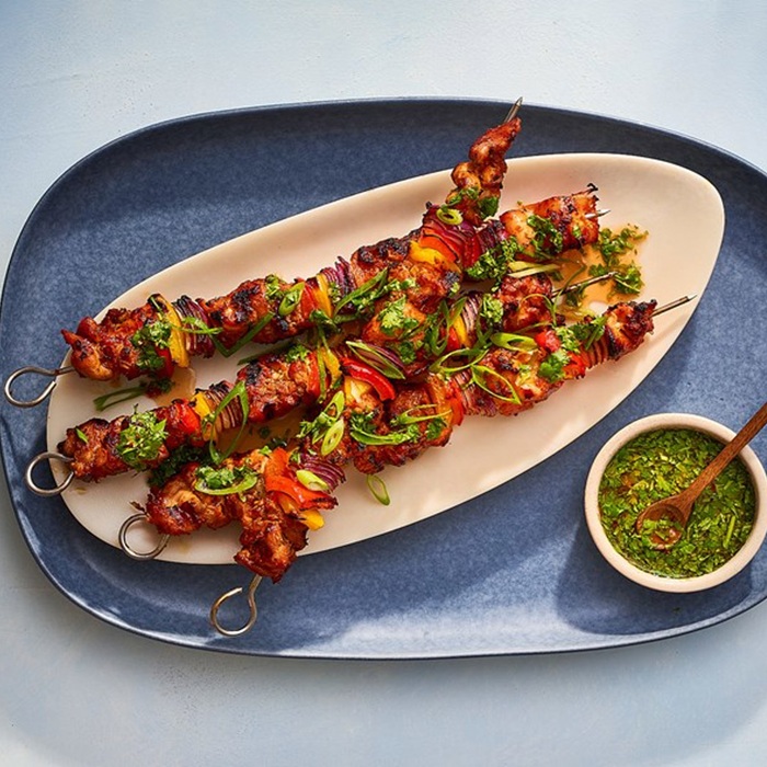Shish Tawook (4 skewers)